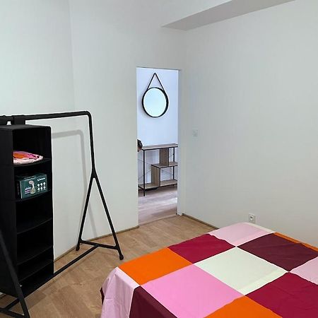 Le Colore- T2 Confortable Avec Vue Sur Нерак Экстерьер фото
