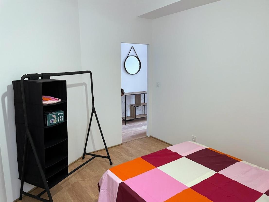 Le Colore- T2 Confortable Avec Vue Sur Нерак Экстерьер фото